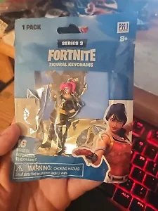Fortnite Official Series 3 Figural Keychain Lace New Sealed - Picture 1 of 5