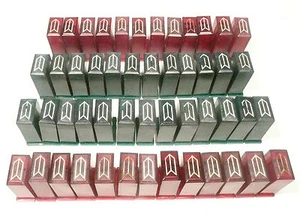 ROCK-OLA * 1434 SUPER ROCKET:  COMPLETE SET OF 50 RED & GREEN BUTTONS - no chips - Picture 1 of 5