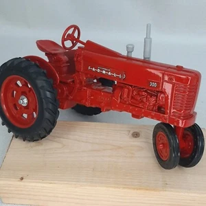 Ertl 1:16 McCormick Farmall 300 1984 Toy Farmer Edition #417-10PA with Letter - Picture 1 of 11