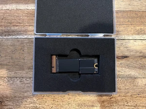 Barely used pull Genuine Apple 2TB SSD from 2024 M4 Pro Mac Mini FAST SHIP - Afbeelding 1 van 3