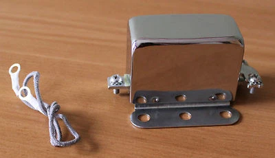 Relé regulador de voltaje cromado cabeza plana 12 voltios Harley 45" nuevo (105) Foto 1 de 4