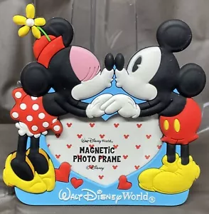 Walt Disney World Magnetic Photo Picture Frame Mickey and Minnie Kissing Heart - Picture 1 of 3