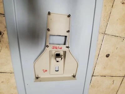 1998 99 2000 01 2002 2003 2004 LAND ROVER DISCOVERY II REAR OVERHEAD CONSOLE # 2 - Image 1 of 2