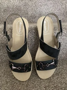 Inblu Womens Wedge Sandals RN000022 UK Size 5, 6 & 7- Colour Black - NWB - Picture 1 of 10