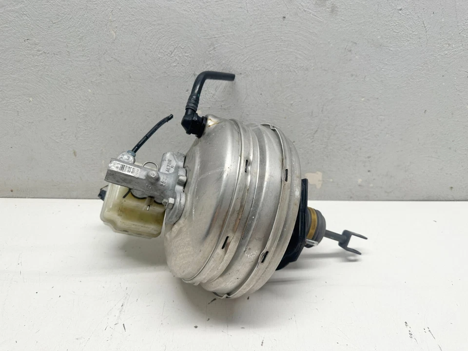 H30898 2012-2013 BMW 535i GT 550i GT BRAKE BOOSTER MASTER CYLINDER 34336782289 - Image 1 of 4