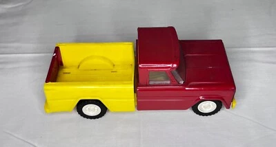 Vintage Structo HOM-PAH Hom Pak - Pickup Truck Red/Yellow 8  3/4 Inches - Image 1 of 4