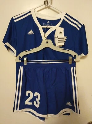 Adidas 2 peças. Shorts e camisa de futebol juvenil XL azul e branco - Imagem 1 de 4