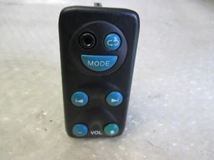 LAND ROVER DISCOVERY II 2,5TD 139ps EZ99 controllo audio cuffie - Foto 1 di 1