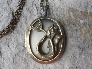 MERMAID LOCKET NECKLACE - ANTIQUED BRONZE - CRUISE - VACATION - TROPICAL LOOK - Picture 1 of 6
