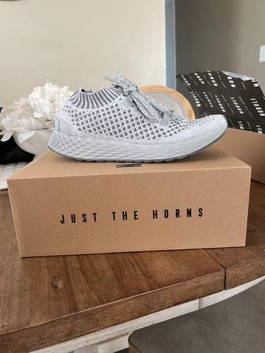 YEEZY Scarpe runner nuove No Bull Diamond in maglia grigio chiaro taglia uomo 8 vendita al dettaglio $ 200!!!