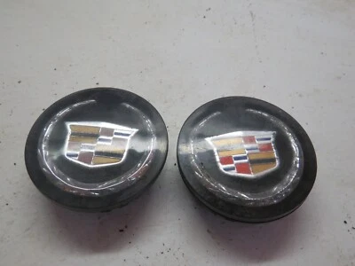 2008 CADILLAC SRX 2 CENTER CAPS - Image 1 of 4