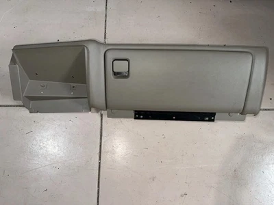 GMC Yukon XL Denali 1999-2006 guantera con soporte envolvente 15747027 Suburban Foto 1 de 4