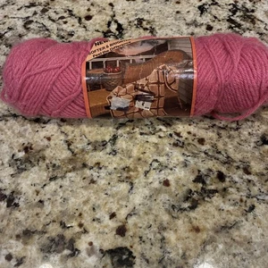Vintage Caron Dazzleaire Yarn Skein 2686 Raspberry Punch 3 Oz - Picture 1 of 3