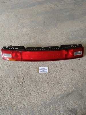 Panel reflector de lámpara/luz antiniebla trasera central Porsche 993 99363113000 Foto 1 de 4