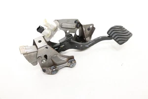 2014 - 2020 NISSAN ROGUE BRAKE FOOT STOP PEDAL W/ SENSOR & BRACKET OEM - Bild 1 von 12
