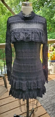 Vestido curto feminino ELLA MOSS preto de renda elástica com babados tamanho G NOVO - Imagem 1 de 4