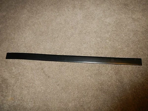 1983-1985 TOYOTA CAMRY OUTSIDE LEFT HAND MOULDING FRONT DOOR 75732-32030-01 - Picture 1 of 8