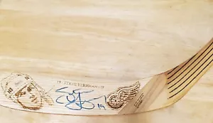 Steve Yzerman Signed Louisville Stick with Woodburning Artwork - Picture 1 of 3
