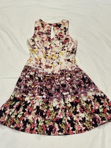 Maggy London Dress  Floral Rose Two Pocket Size 2 - Picture 1 of 7