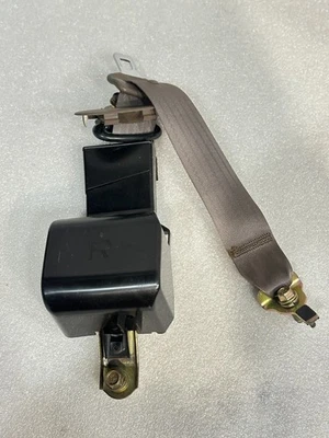 1990 1991 1992 1993 1994 LEXUS LS400 CINTURÓN DE SEGURIDAD TRASERO DERECHO LA45 MARRÓN Foto 1 de 2