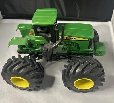 John Deere Monster Treads Shake 'n Sounds Tractor Farm Off-Road Model WORKS EC - Image 1 of 4