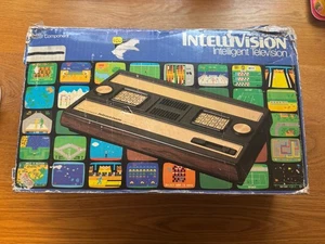 Mattel Electronics Intellivision Console in Box With Manual - Bild 1 von 9