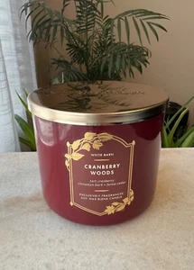 Bath & Body Works CRANBERRY WOODS 3-Wick Candle Cranberry Cinnamon Cedar & Amber - Picture 1 of 3