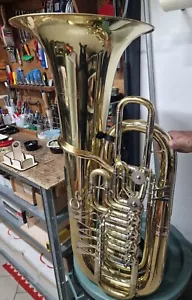 strumento musicale Basso tuba in fa - Foto 1 di 5