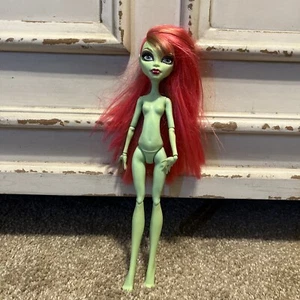Monster High Venus Mcflytrap Doll! Incomplete! - Picture 1 of 10