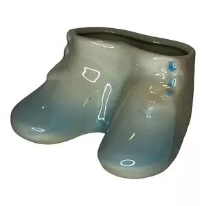 Vintage Keramik kleine Baby Schuhe Übertopf blau & weiß Kunstkeramik Kinderzimmer Deko - Bild 1 von 9