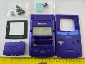 KIT CARCASA CONSOLA NINTENDO GAMEBOY COLOR GBC REPUESTO COMPLETO Púrpura ¡NUEVO! - Imagen 1 de 2
