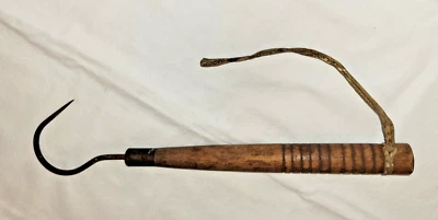 13英寸老式木质手柄钓鱼GAFF带生皮腕带 — 第 1/4 张图片