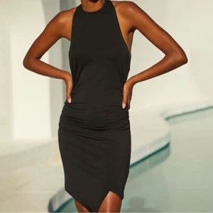 Nuevo con etiquetas Mini Vestido Anthropologie Slim Espalda Corredora Asimétrico Acanalado Negro Talla Grande - Imagen 1 de 7