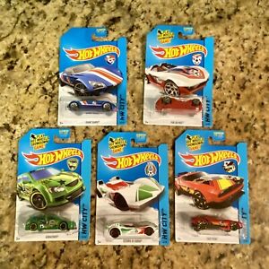 2014 Hot Wheels GOAL Series Lot of 5 Soccer Football FIFA WORLD CUP Themed