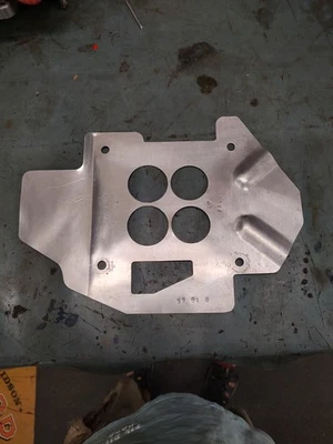 Carburador Holley EGR escudo térmico 5,0 litros 1984 1985 Ford Mustang GT ORIGINAL Foto 1 de 4