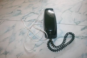 VINTAGE AT&T Trimline 230 Princess Phone Green Push Button Wall Desk - Picture 1 of 5