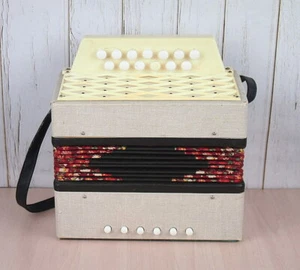 Soviet keyboard musical instrument accordion, harmonica child  - 13 / 6 bass  - Picture 1 of 9