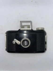1938 Kodak Bantam f.8 Vintage Camera Bakelite - Picture 1 of 5