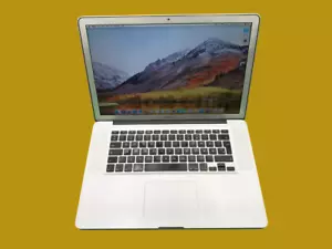Apple MacBook Pro A1286 15'' Early 2011 (i7-2720QM, 8GB RAM) DEAD AMD GPU (12) - Picture 1 of 6