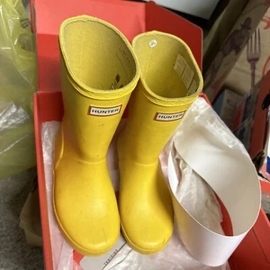 Hunter First Botas de Lluvia Clásicas Amarillas Wellington Niño Pequeño Talla 13 EU 31 - Imagen 1 de 7