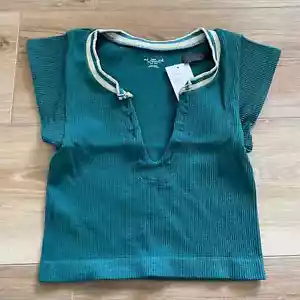 NEW Urban Outfitters Out From Under Go For Gold Seamless Top in Teal XS/ - Picture 1 of 5