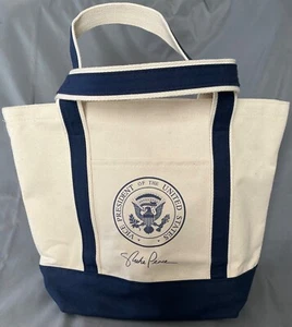 New Mike Pence Vice President of the United States Seal Canvas Tote Bag Crm/Navy - Picture 1 of 3