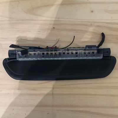 04-10 BMW E60 530i 525i 545i 535i 550i 528i 3RD LUZ DE FRENO LÁMPARA OEM Foto 1 de 4