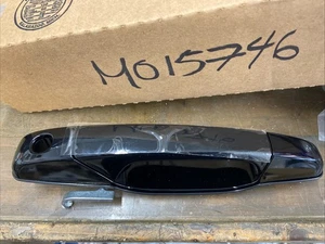07-14 ESCALADE CHEVY GMC FRONT LEFT DRIVER SIDE DOOR HANDLE 84053444 OEM - Picture 1 of 3
