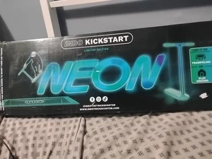 The Indo Trick Scooter - Kickstart Neon - Scooter de acrobacias para adolescentes, niños y anuncios... - Imagen 1 de 5