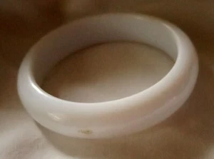 Pulsera Mujer Blanco Vintage Plástico 10.5 Pulgadas Diámetro Envío Gratis - Imagen 1 de 11