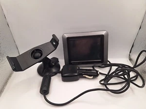Garmin Nuvi GPS With Car Charger And Mount Bundle - Picture 1 of 4