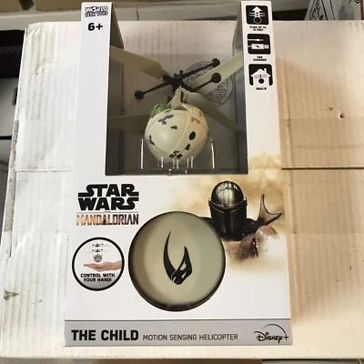 World Tech Toy Star Wars Mandalorian The Child Baby Yoda Motion Sense Helicopter - Image 1 of 3
