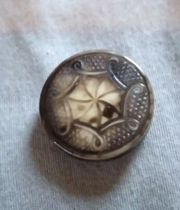 Vintage Ornate Celluloid Button. - Picture 1 of 11