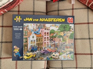 Jan Van Haasteren Friday The 13th 1000 Piece Jigsaw Puzzle BRAND NEW SEALED - Picture 1 of 4